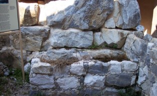 Antiquities Center 154